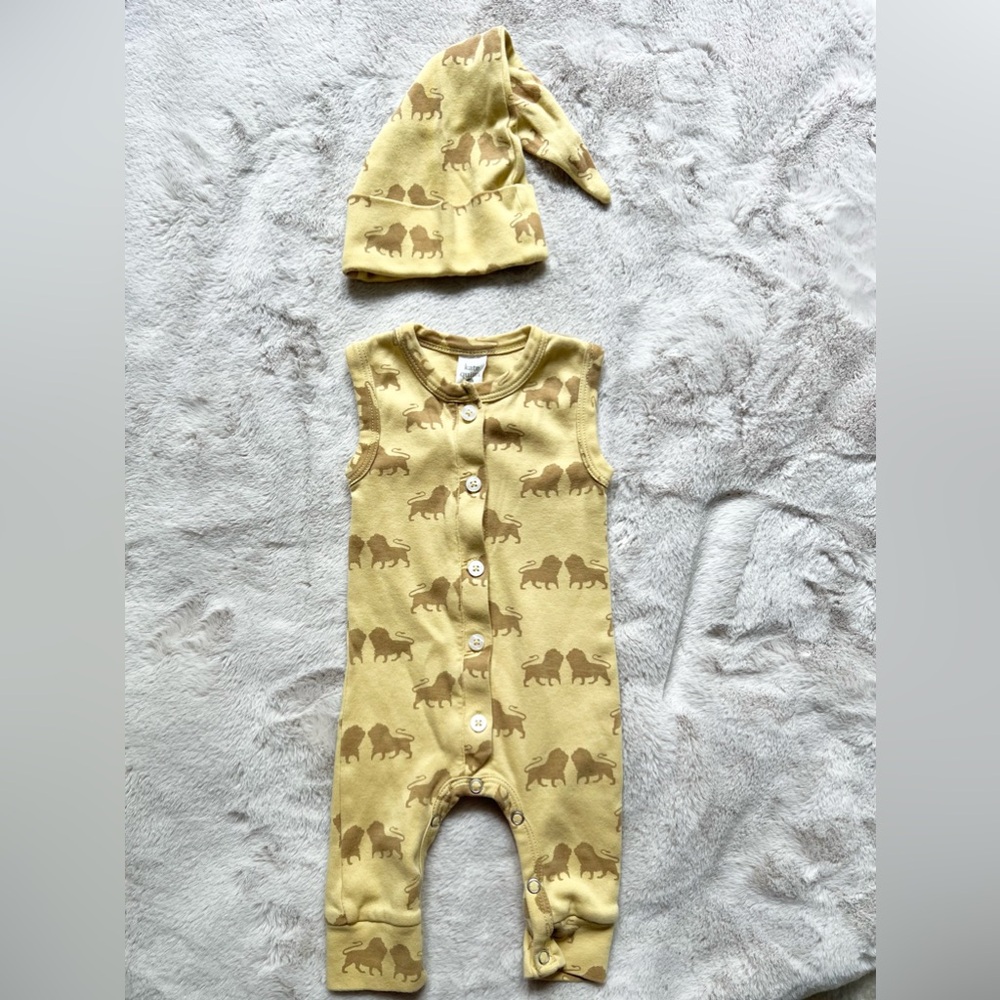Limited Edition Kate Quinn Lion King Jumpsuit and Tie Hat Like New